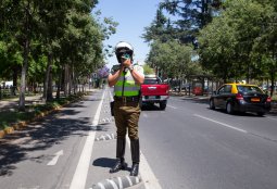Evelyn Matthei anuncia alianza con Carabineros para control efectivo de velocidad en calles de Providencia