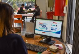 Con casi 20.000 postulaciones finaliza feria laboral online organizada por Providencia y AIEP