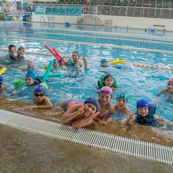 Inscripciones para las escuelas intensivas de natación infantil y juvenil