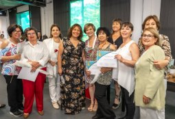 Programa Mujeres Jefas de Hogar 2023 certifica a 80 participantes