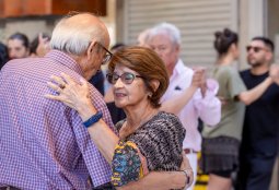 Aprende a bailar tango en Milonga Callejera