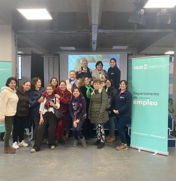 Charla De la Incertidumbre a la acción: Estrategias en la búsqueda de trabajo