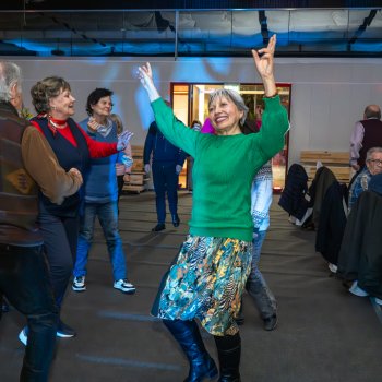 Comunidad +60 disfrutó al ritmo de la música en Bailando en invierno