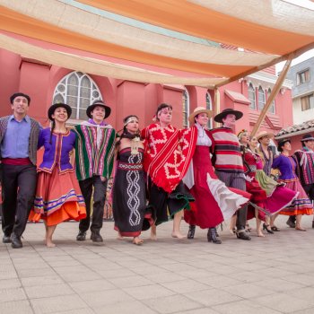 Ballet Folklórico Antumapu llega a Montecarmelo para celebrar las costumbres de todo Chile