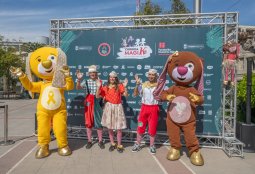 Presentamos la polera oficial de la primera corrida por el cáncer infantil