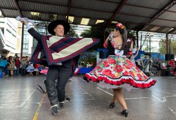 Más de 200 bailarines participaron en el campeonato escolar de cueca de Providencia 2024