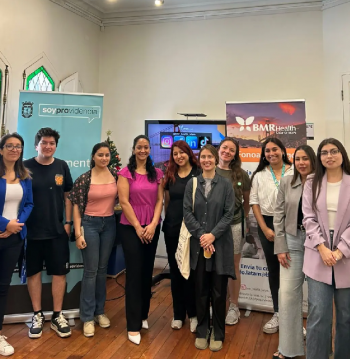 Charla "Construyendo Confianza y Empoderamiento en las Mujeres"