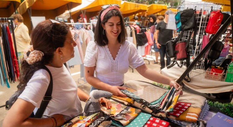 Providencia celebra el emprendimiento femenino y el Día de la Madre con feria en Paseo Las Bellotas