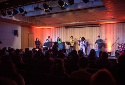 Sesiones de música ciclo mujeres creadoras Olivia García
