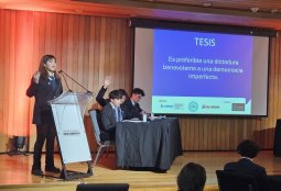 Más de 100 estudiantes participaron en el 2° Torneo Interescolar de Debate de Providencia