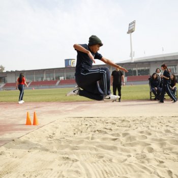 Más de 350 estudiantes de Providencia realizarán clases de atletismo en el Estadio Nacional