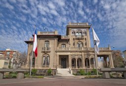 Concurso Público: Contratación Servicios de Profesional