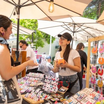 Apoya lo local: ferias de emprendimiento en Providencia (octubre–diciembre 2025)