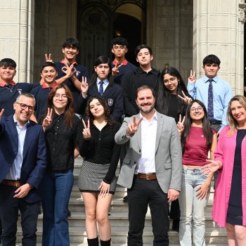 Providencia reconoce a sus 12 estudiantes con Puntajes Nacionales PAES 2026