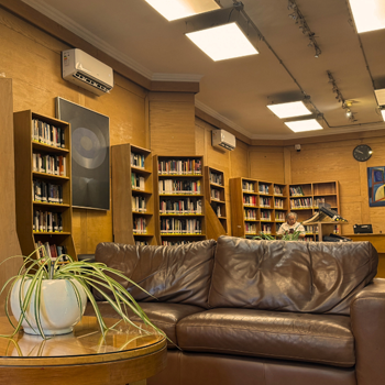 Biblioteca Municipal abre en Manuel Montt 101 con edificio completamente habilitado