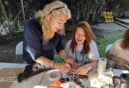 Joyería Textil y Bisutería