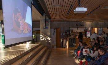 De la estantería al cine: cine en Balmaceda