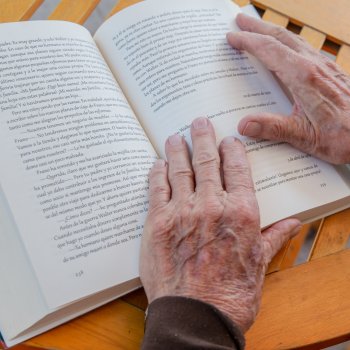 Escribir como poeta: literatura de cordel y poesía popular