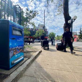 Providencia incorpora basurero inteligente para contribuir a la limpieza de la comuna